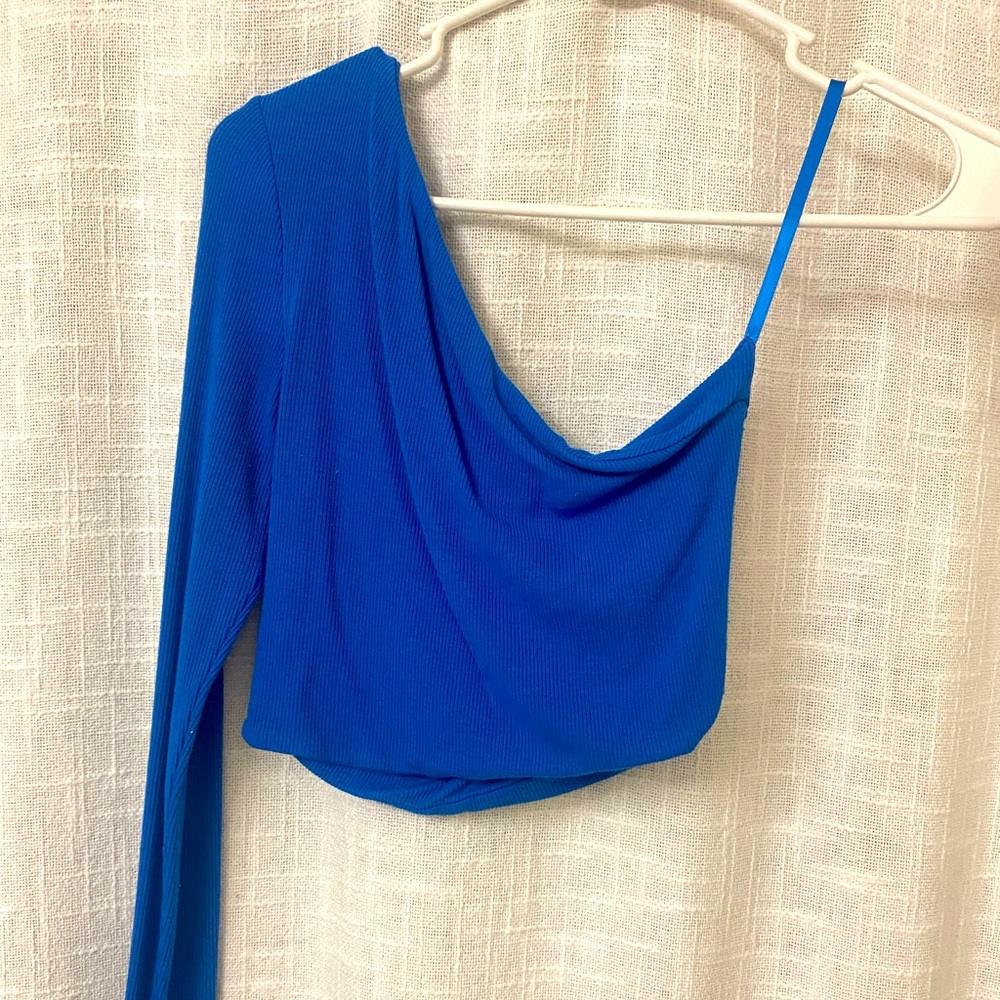 Revolve superdown ribbed cropped one sleeve
